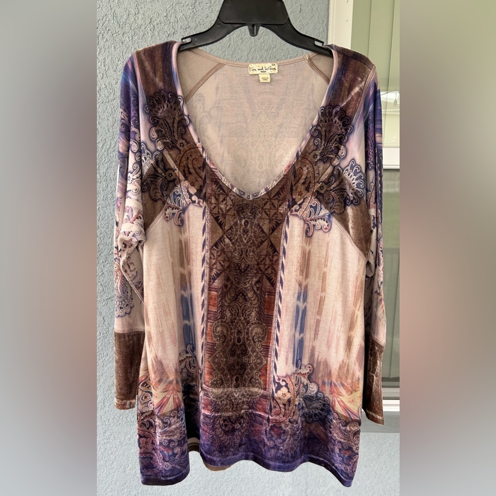 Live and Let Live Velvet Details Boho V-neck Stretchy Long Sleeve Top Size 3X